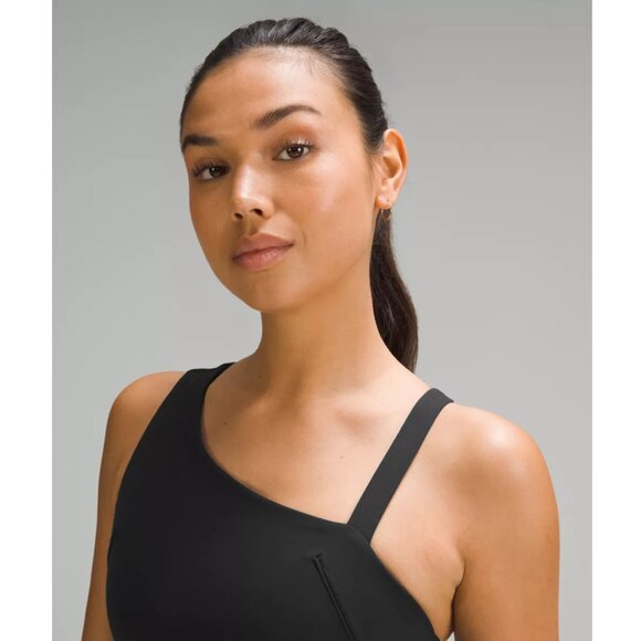 Lululemon Everlux Asymmetrical Tennis Tank Top - Picture 4 of 10